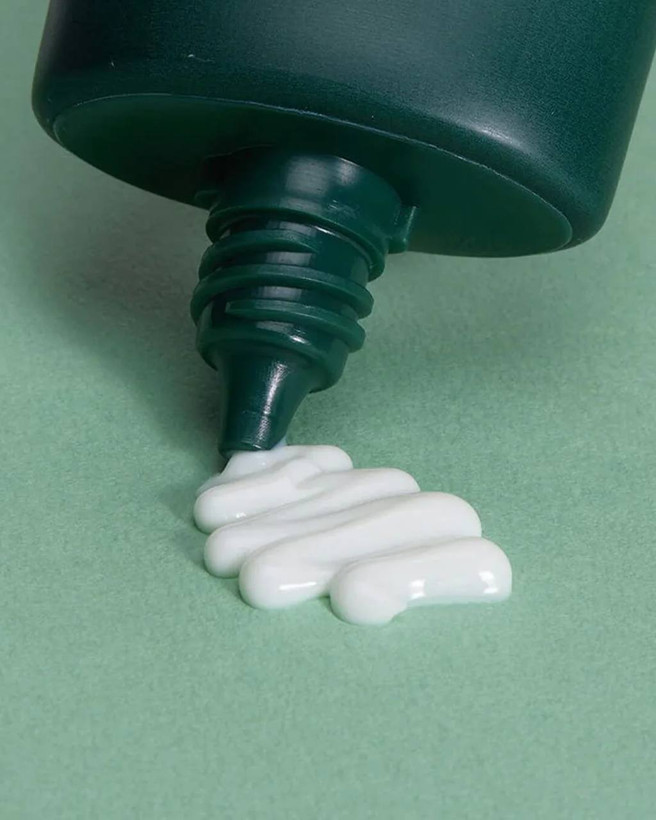 ضد آفتاب مرطوب کننده و تسکین دهنده آنوا | Anua Heartleaf Silky Moisture Sun Cream