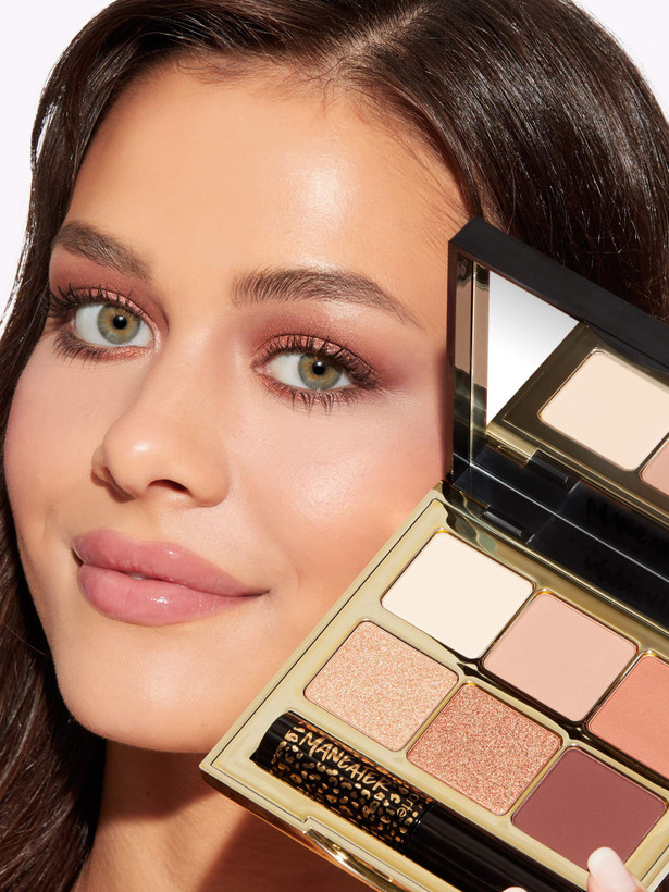 پالت سایه چشم و ریمل تارت | Tarte Maneater Vanity Palette اورجینال را میتوانید از بهارشاپ بیوتی (BaharShopBeauty.ir) تهیه کنید.